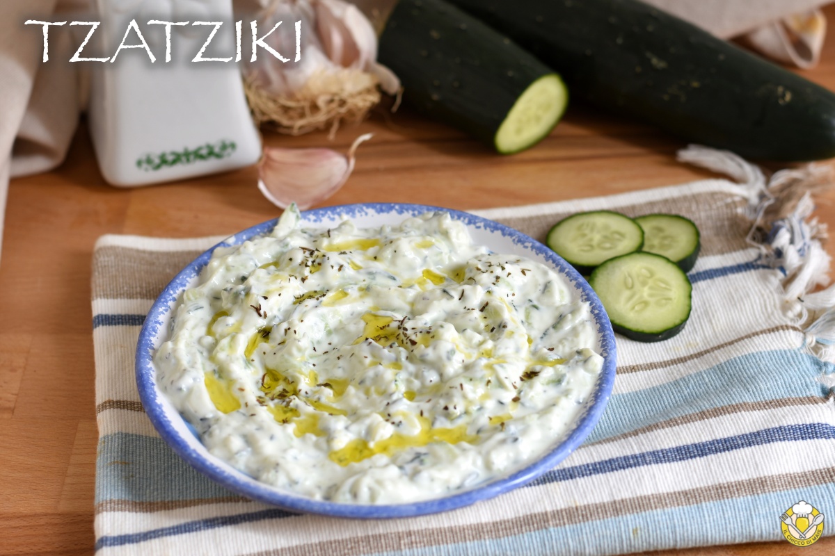 Tzatziki: a receita original com iogurte e pepino